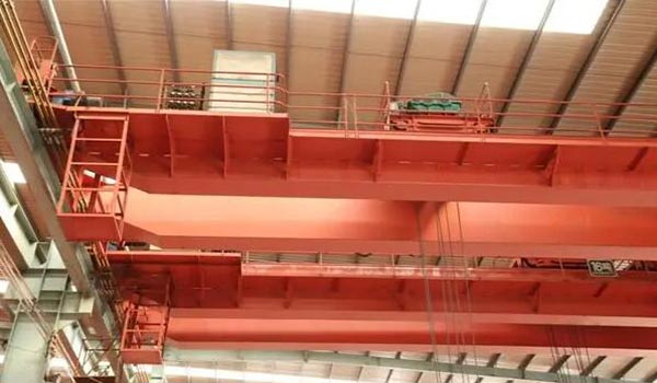 雙梁起重機偏斜指示器的工作原理