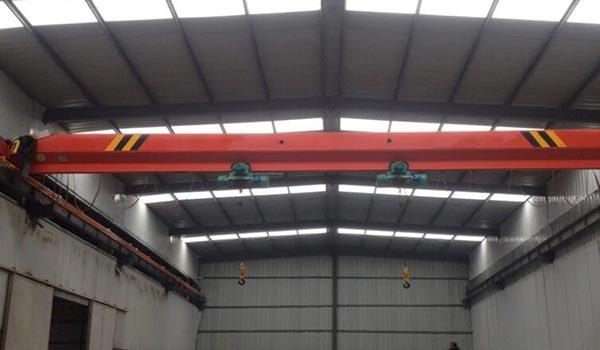 陜西咸陽行車行吊銷售廠家13米跨度5噸航吊