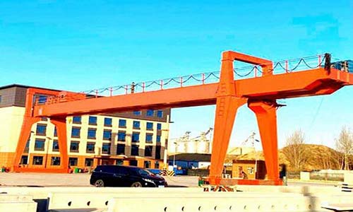 山東棗莊龍門吊出租廠家80噸雙梁龍門吊多少錢